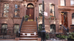 Вход воспрещен: культовую лестницу из «Секса в большом городе» закрыли от фанатов