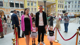 «Я сентиментальный, боюсь расплакаться»: как в семье футболиста Тарасова готовились к 1 сентября