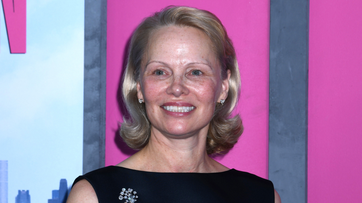 Бұл тамаша HD 720p порно бейнесін қараңыз.