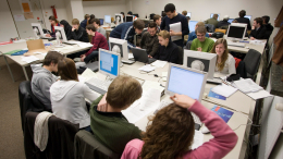 Машина возражений: как ИИ готовит студентов к работе с недовольными клиентами