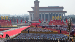 Грандиозное шествие: как прошел самый масштабный в мире парад в Пекине