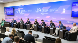 Великий и могучий: на ВЭФ обсудили роль русского языка в межнациональном общении