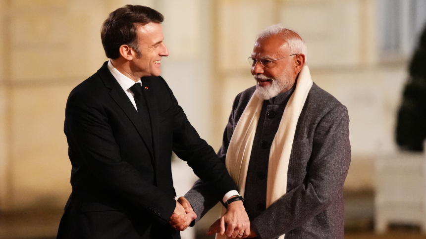 Макрон обсудил с Моди работу «коалиции желающих» по Украине