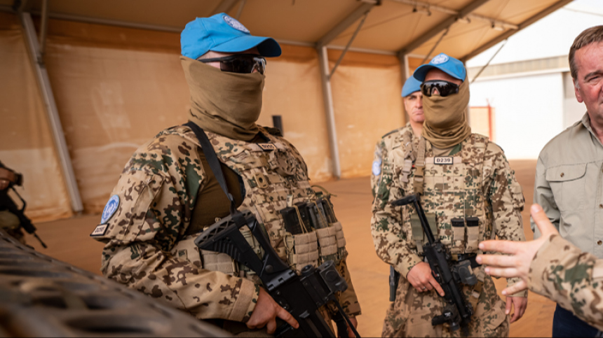 Швейцария может отправить миротворцев на Украину