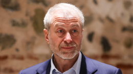 Представитель Абрамовича опроверг информацию об обвинениях против бизнесмена