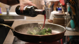 Жар и пар: как приготовление пищи вредит глазам