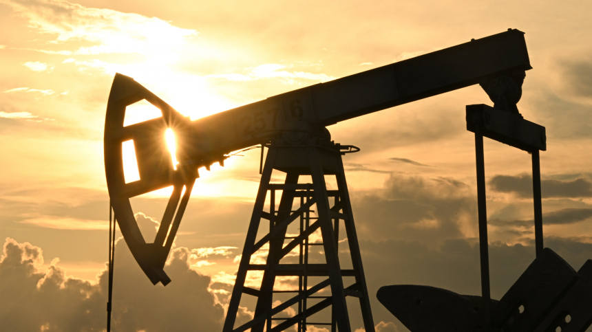 Роснедра: запасов нефти в РФ хватит на все времена при геологоразведке