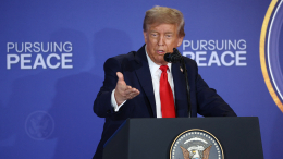 Трамп анонсировал телефонный разговор с Путиным