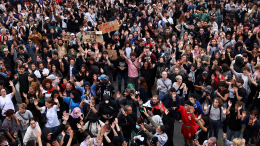 Во Франции более 100 тысяч человек вышли на протестные акции