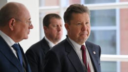 Миллер обсудил газификацию Оренбургской области и Пермского края с их главами