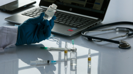 Омоложение на семь лет: в Китае успешно протестировали инъекцию от старости