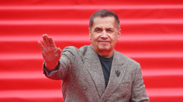 «Это не я определяю»: Николай Расторгуев отказался от звания легенды сцены