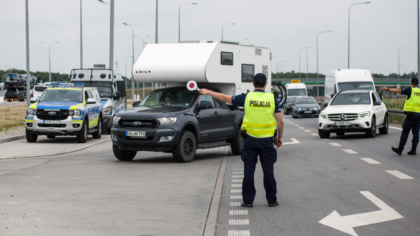 Испугались? Польша закрыла границы с Белоруссией