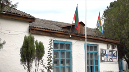 Знания с риском для жизни: в горном селе Дагестана дети учатся в аварийной школе