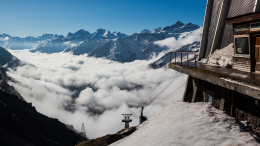 Трагедия на Эльбрусе: два человека погибли из-за аварии на канатной дороге