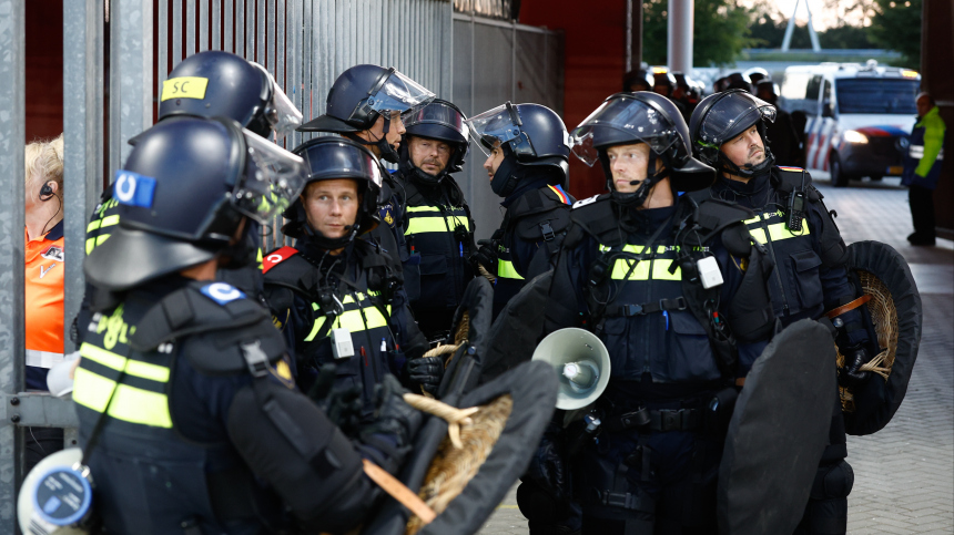 Что известно о задержанных экоактивистах в Гааге