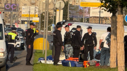 На Кутузовском проспекте перевернулась скорая помощь, есть пострадавшие