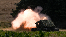 Т-80БВМ уничтожил живую силу и технику ВСУ. Лучшее видео из зоны СВО