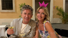 Римские каникулы: Валерий Сюткин поздравил супругу с юбилеем