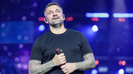 «При ней нельзя шутить»: Баста рассказал, как дочери отстаивают свои границы