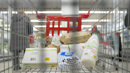 Устойчивая тенденция: почему ассортимент продуктов в магазинах РФ сокращается