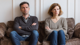 Развод по расчету: сколько бывших супругов живут вместе из-за ипотеки