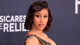 Карди Би станет мамой в четвертый раз