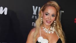 «Пошли в онлайн-школу» Калашникова отреагировала на новости о травме сына