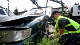 Засилье автохлама: в Петербурге обсуждают способы борьбы с брошенными машинами