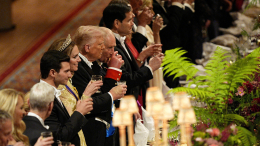 Трамп отказался от особого коктейля, приготовленного королевской семьей