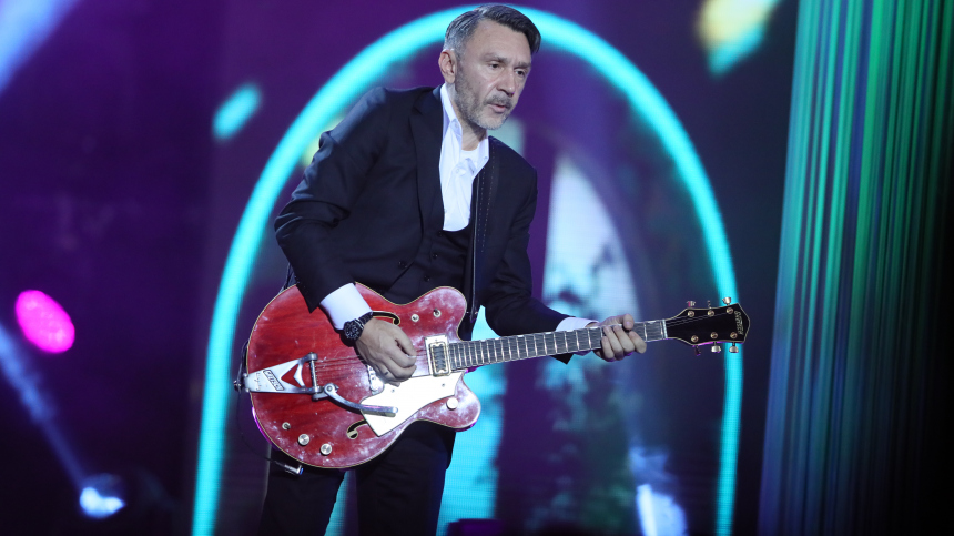 Сергей Шнуров и группа «Ленинград» выпустила новую песню