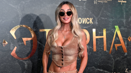 «Выхожу — там кабриолет»: Седокова оценила возлюбленного дочери