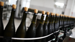 Российские виноделы переходят на производство сухих игристых вин