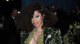 Требуется ДНК: бойфренд беременной 4-м ребенком Карди Би преподнес сюрприз