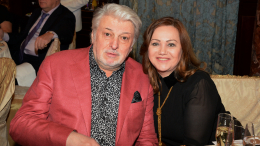 «Все по закону»: вдова Добрынина рассказала, как поделила наследство