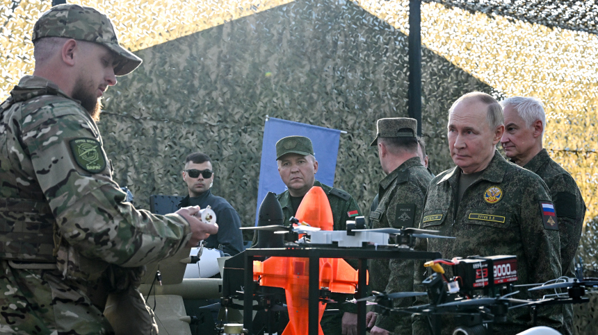 Как Путин отреагировал на машину с антидроновой защитой