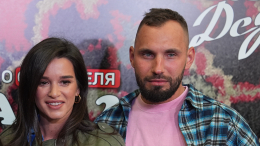 «Где муж? Где кольцо?» — почему Бородина перестала показывать Сердюкова в соцсетях