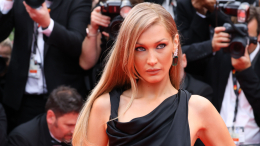 Анорексия или болезнь Лайма? Белла Хадид уже месяц лежит в больнице