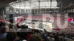 Живое море людей: как прошло прощание с убитым активистом Чарли Кирком в США