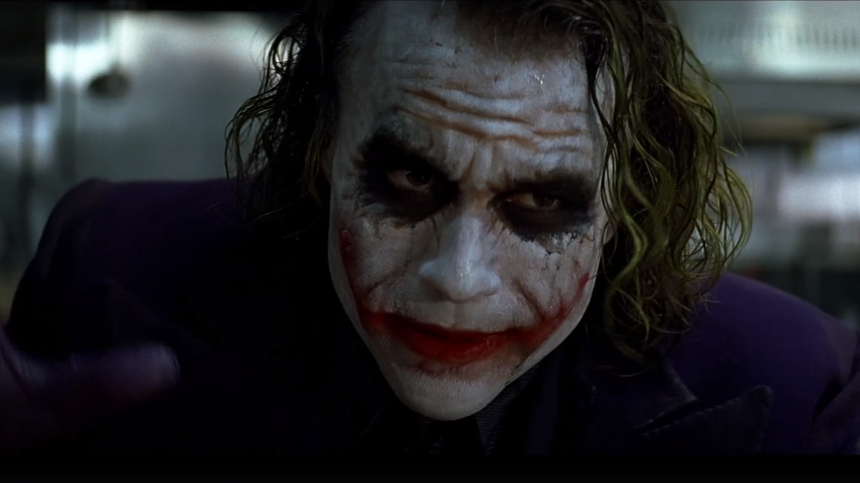 Чем опасен для детей тренд «улыбка Джокера»