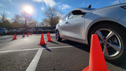 Инструктор-извращенец заставлял девушек переодеваться в школьную форму