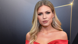 «Насколько это честно?» — Рита Дакота исправляет ошибку пластического хирурга