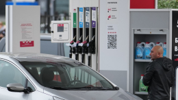 На российских заправках стали ограничивать объемы отпуска бензина