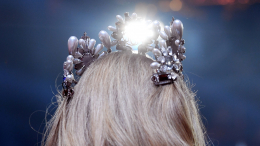 В Таиланде королева красоты лишилась титула из-за съемок в порно