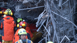 Спасатели нашли шестилетнюю девочку в затопленном доме на Тайване
