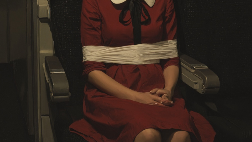 За что в США женщину примотали скотчем к креслу