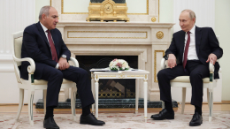 «Активный диалог»: Путин и Пашинян обсудили двусторонние отношения Армении и РФ