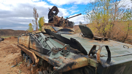 FРV-дроны ВС РФ ударили по бронемашинам западного производства. Лучшее видео из зоны СВО