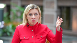 Захарова: ООН стоит разобраться в отключении микрофона у Бербок на словах об РФ