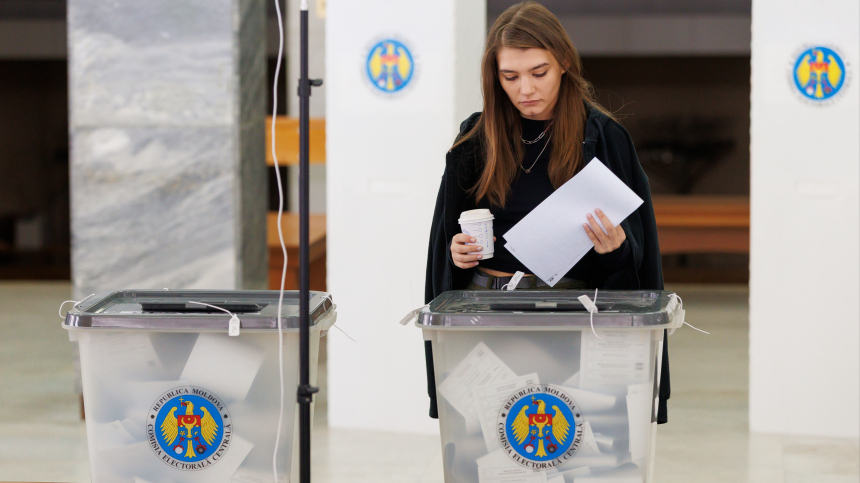 Сколько мандатов у правящей партии Молдавии